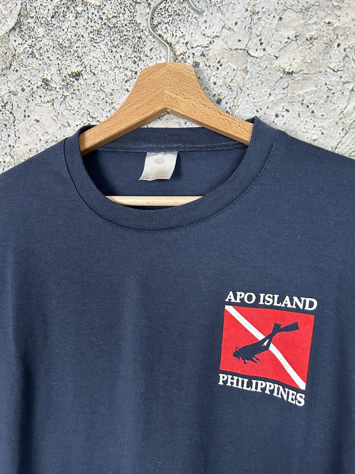 Vintage Vintage Apo Island Graphic Tee Philippines Octopus Size US S / EU 44-46 / 1 - 4 Thumbnail