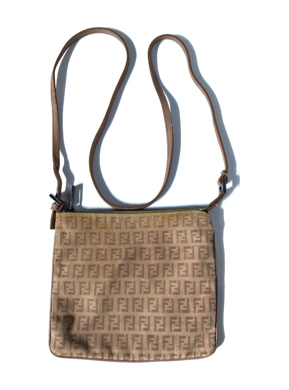 Fendi Authentic Fendi Crossbody Bag Size ONE SIZE - 4 Thumbnail