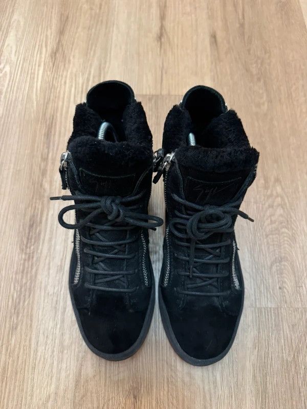 Giuseppe Zanotti Giuseppe Zanotti Kriss Winter May London Fur Shearling 38,5 Size US 8.5 / IT 38.5 - 6 Thumbnail