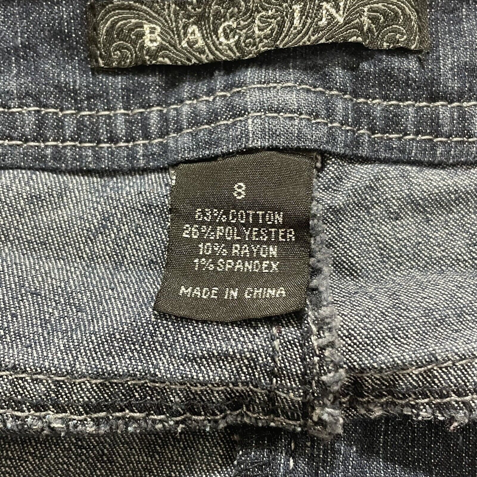 Other Baccini Women's Size 8 Denim Shorts 6" Inseam Mid Rise Size 30" / US 8 / IT 44 - 6 Thumbnail