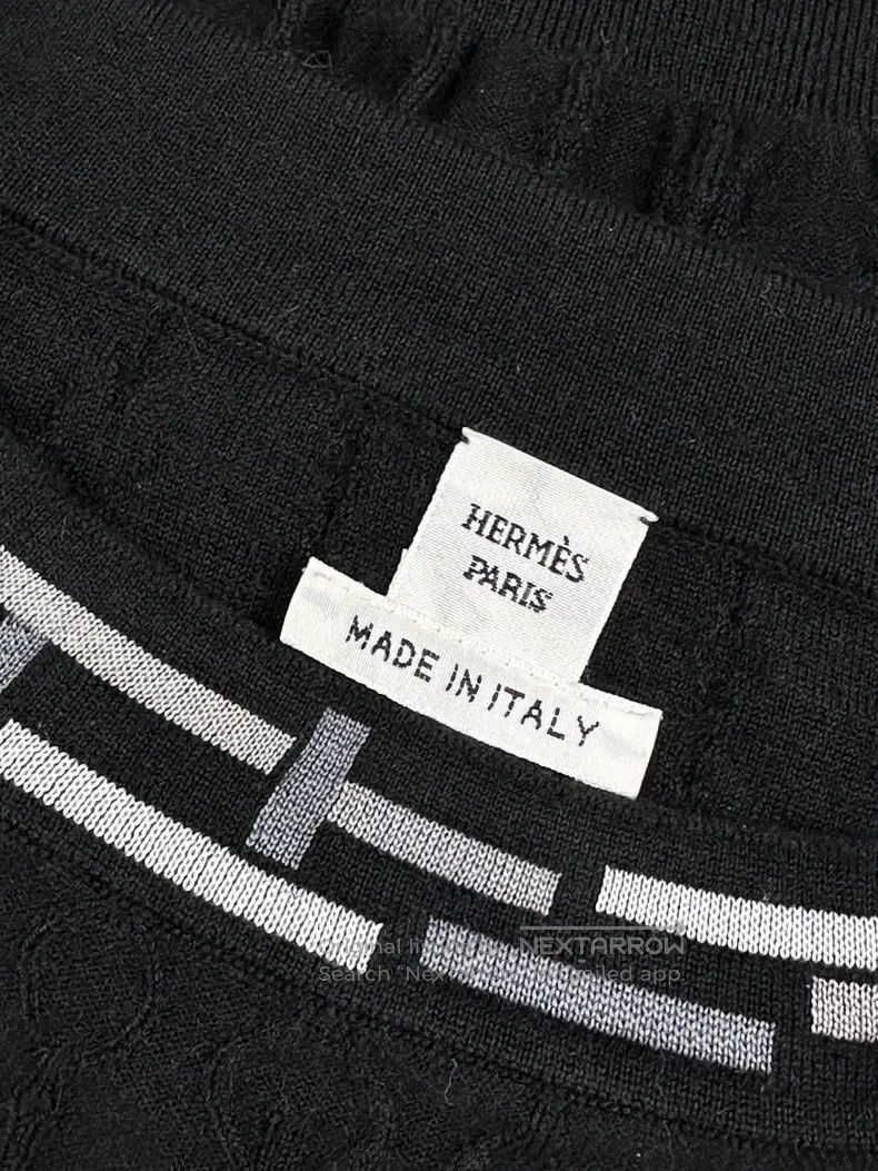 Hermes Hermes Black Chain Embossed Jacquard Texture Long Sleeve T Size XS / US 0-2 / IT 36-38 - 7 Thumbnail