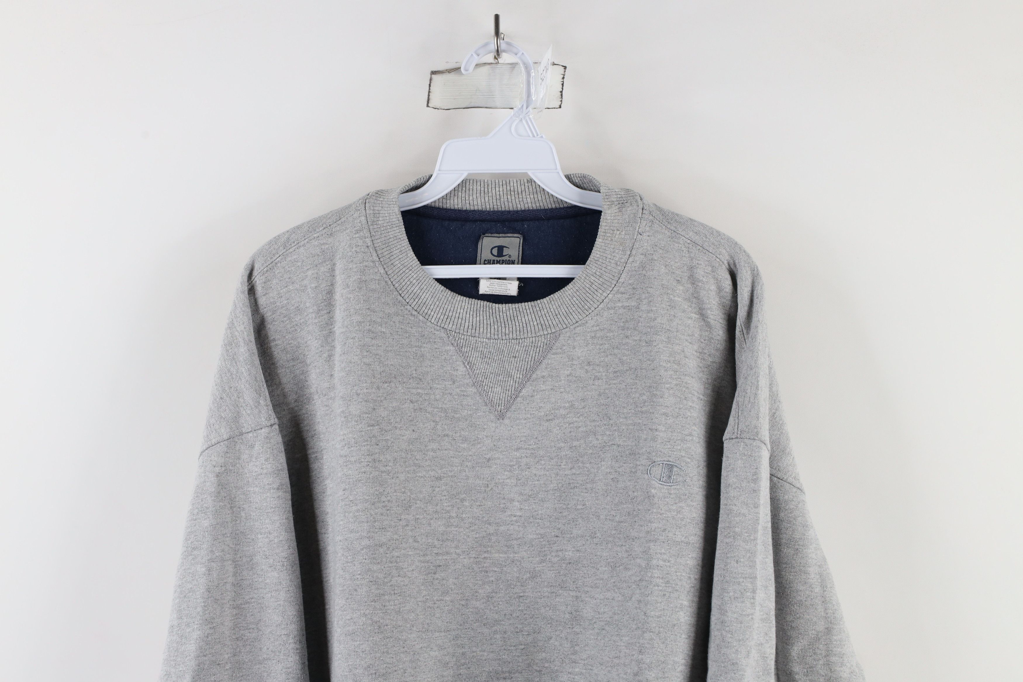 Champion × Vintage Vintage Champion Logo Crewneck Sweatshirt Heather Gray Size US XL / EU 56 / 4 - 2 Thumbnail