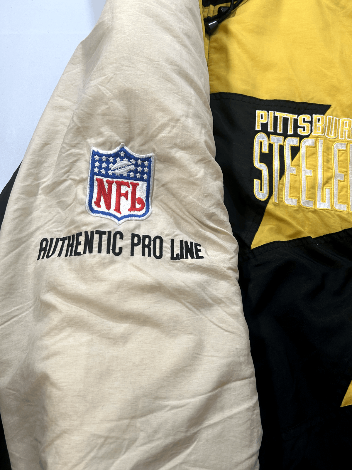 NFL Vintage 90s Pittsburgh Steelers NFL Shark tooth Insulated P Size US L / EU 52-54 / 3 - 6 Thumbnail