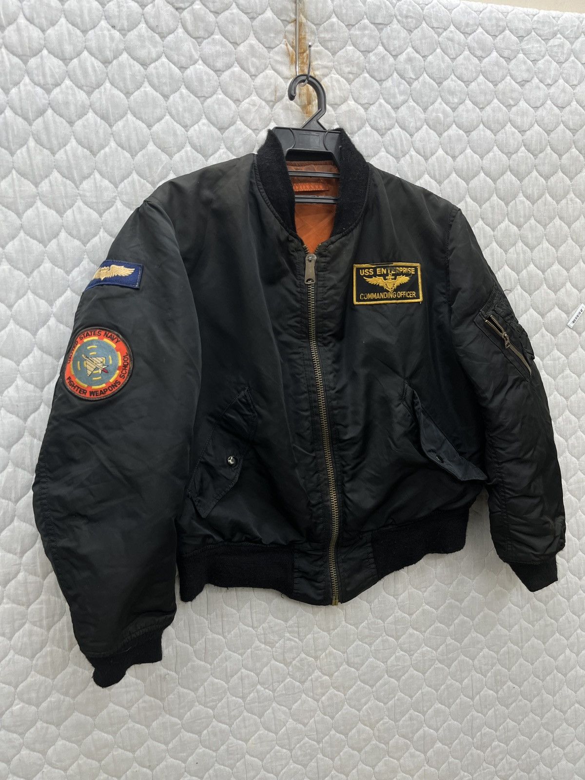 Vintage 🔥🔥🔥STEALS VTG USS ENTERPRISE COMANDING OFFICER MA1 JACKET Size US M / EU 48-50 / 2 - 3 Thumbnail