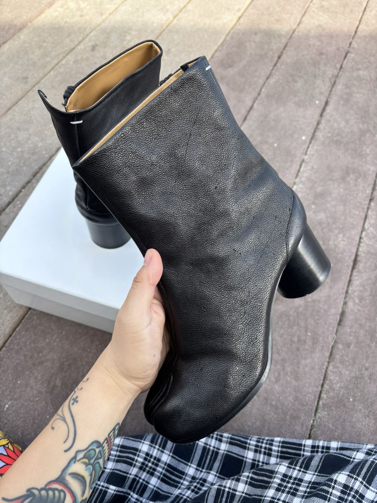 Maison Margiela Maison Margiela Camel Tabi Ankle Boots Size US 6 / IT 36 - 7 Thumbnail