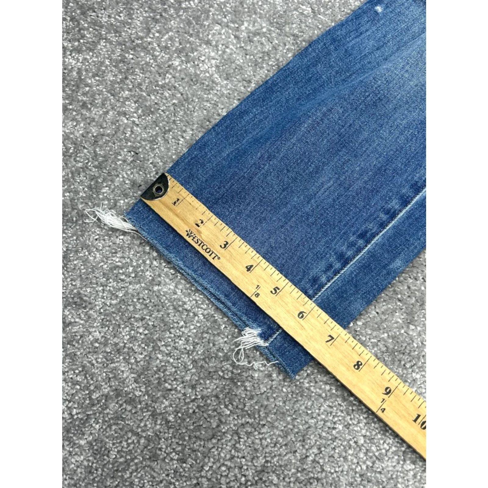 Madewell Madewell Jeans Womens 30 Blue Denim Distressed Slim High Rise Boyjean 5-Pocket City Preppy Jeans Size 30" / US 8 / IT 44 - 7 Thumbnail