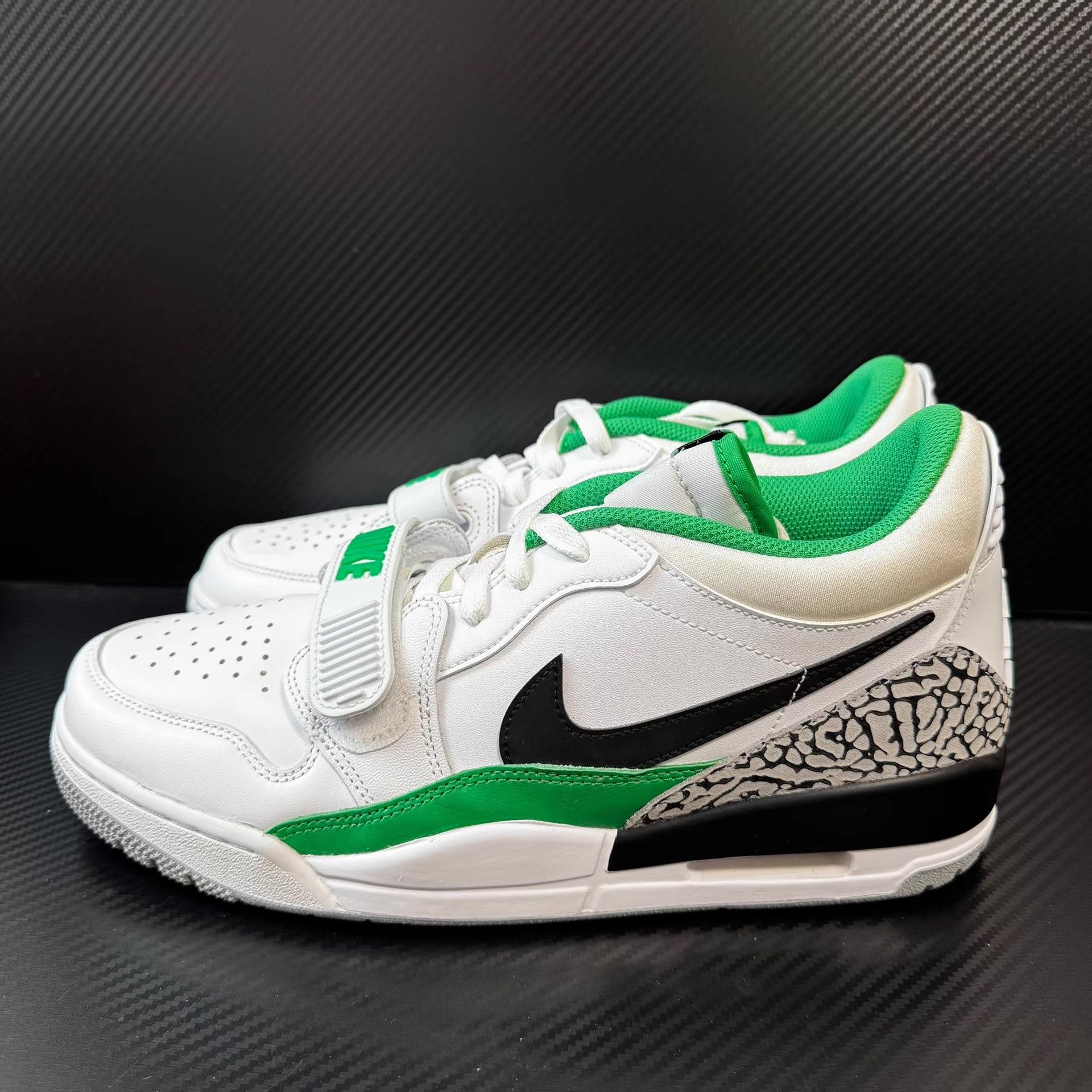 Nike Nike AJ312 low-top Q11 Size US 10 / EU 43 - 1 Thumbnail