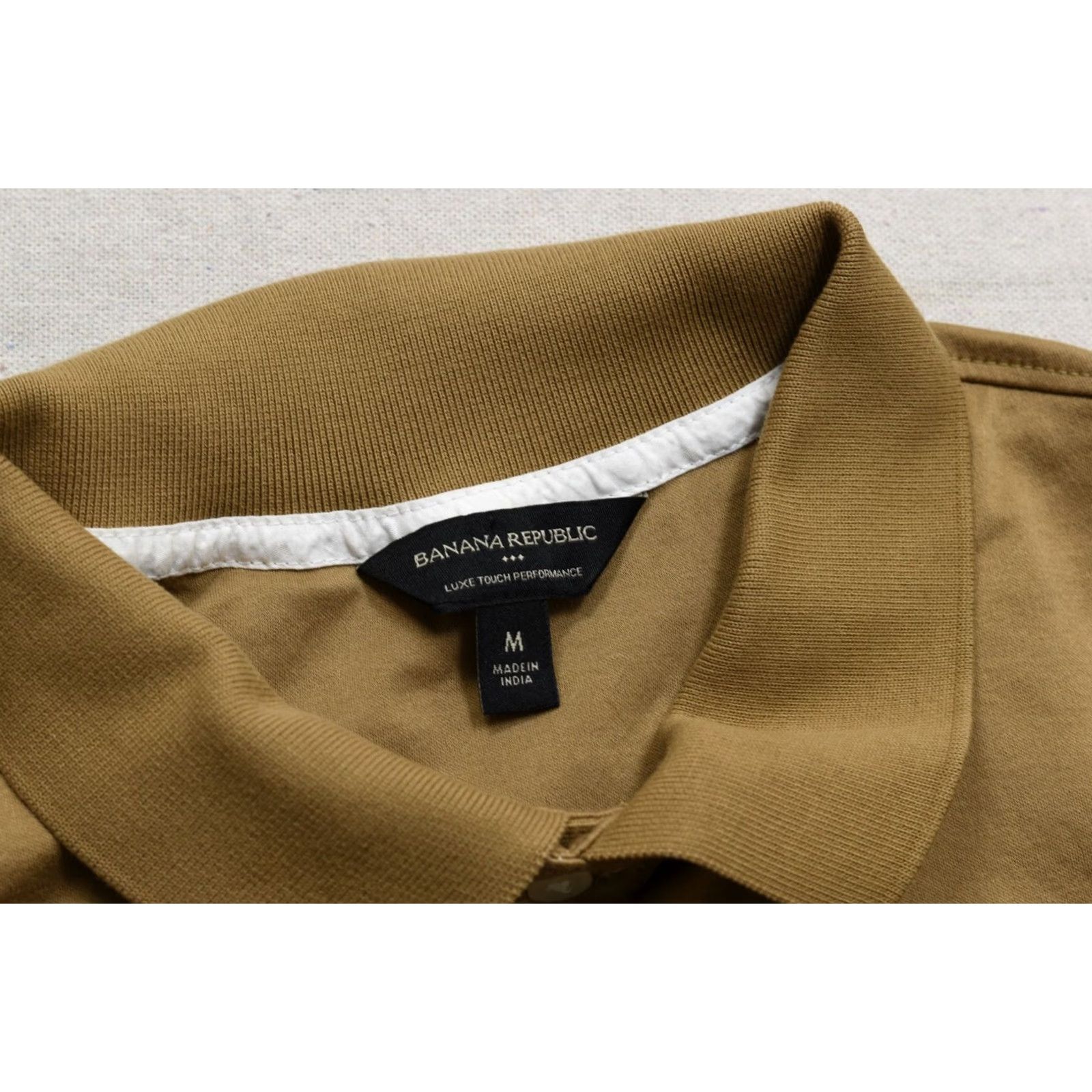 Banana Republic Banana Republic Luxe Touch Performance Polo Shirt Men's M Gold Tan Beige Short Sleeve Collared Button Polo Shirt Golf Casual Regular Mens Size US M / EU 48-50 / 2 - 6 Thumbnail