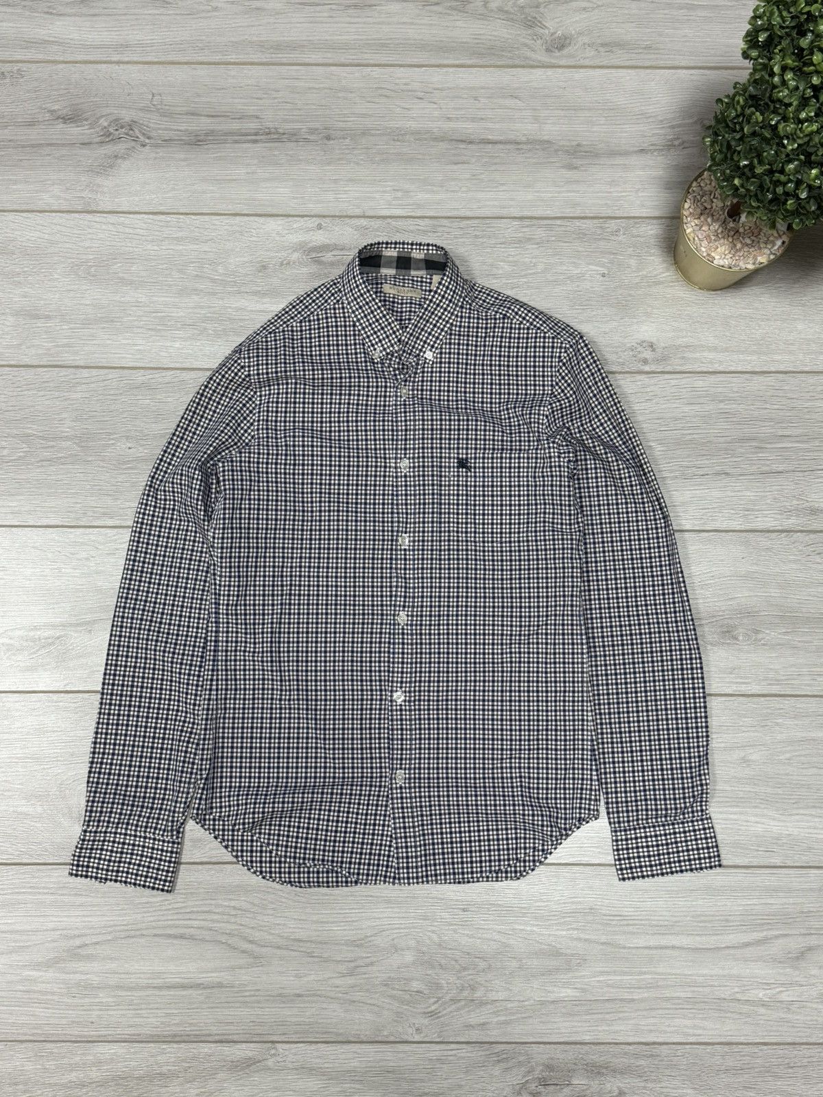 Burberry Burberry check shirt buttons up Size US S / EU 44-46 / 1 - 1 Thumbnail