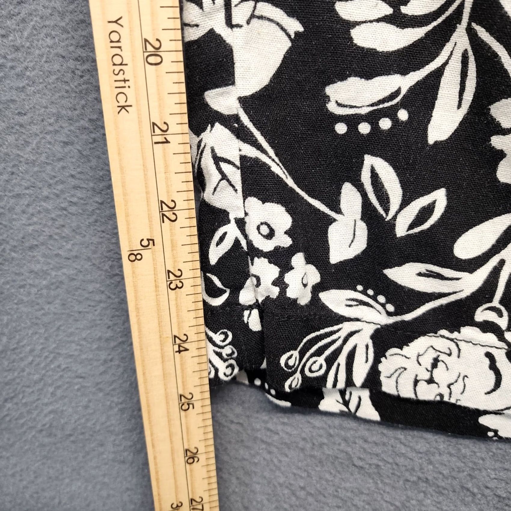 Croft & Barrow Croft Barrow Pants Women Large Linen Blend Floral Black White Wide Leg Pull On Cropped Size 36" / US 14 / IT 50 - 4 Thumbnail