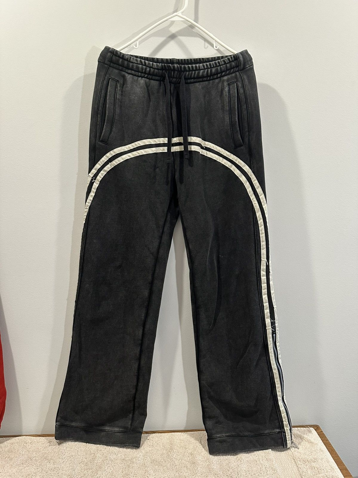 Racer Worldwide Racer Worldwide Track Sweatpants Size US 32 / EU 48 - 1 Thumbnail