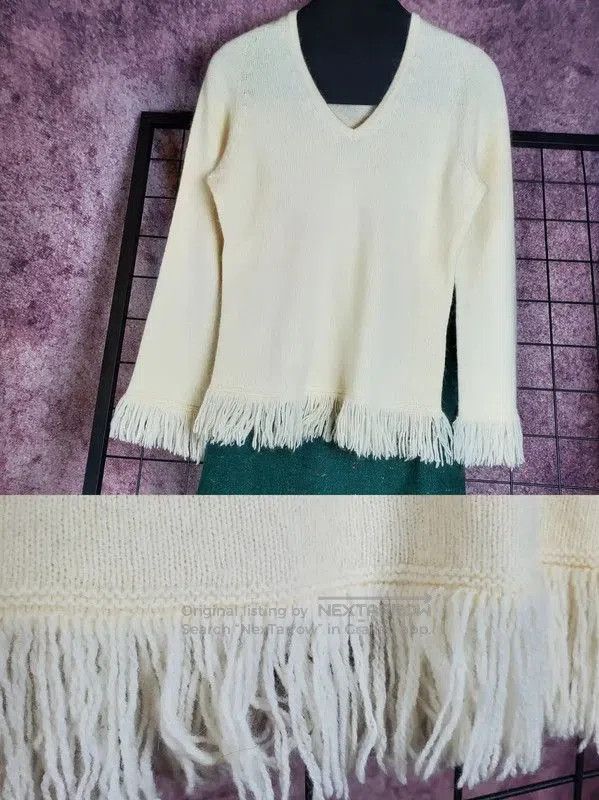 Burberry Burberry Beige Fringe Knit Sweater for Women. Size S / US 4 / IT 40 - 5 Thumbnail