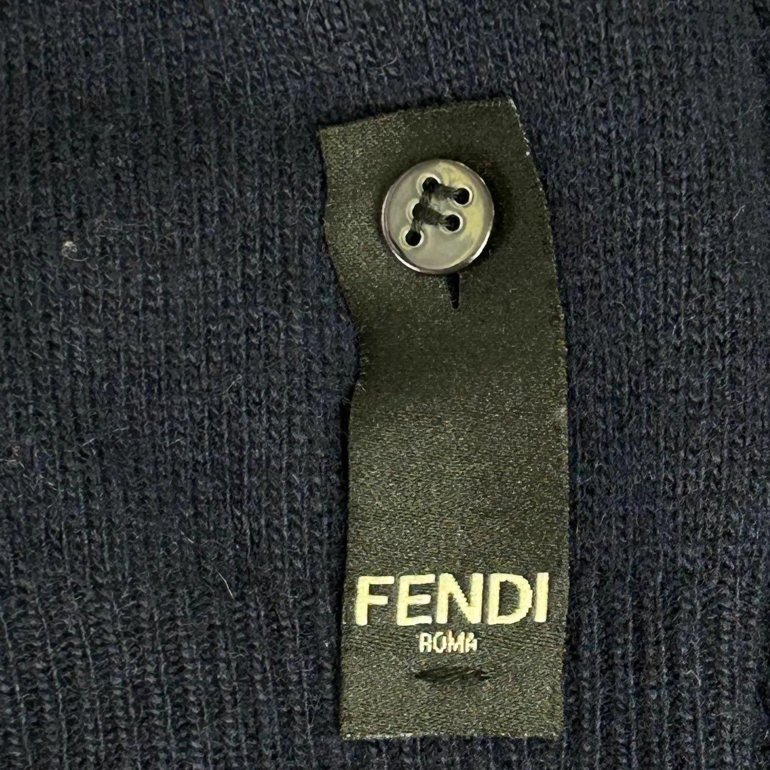 Fendi FENDI Knit Cashmere Cardigan 46 99 Size US S / EU 44-46 / 1 - 7 Thumbnail
