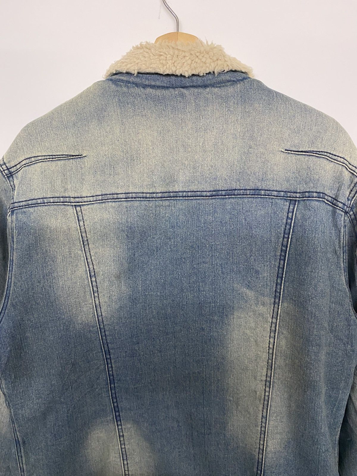 In The Attic Rare 2000s In The Attic Sherpa Denim Jacket Size US L / EU 52-54 / 3 - 9 Thumbnail