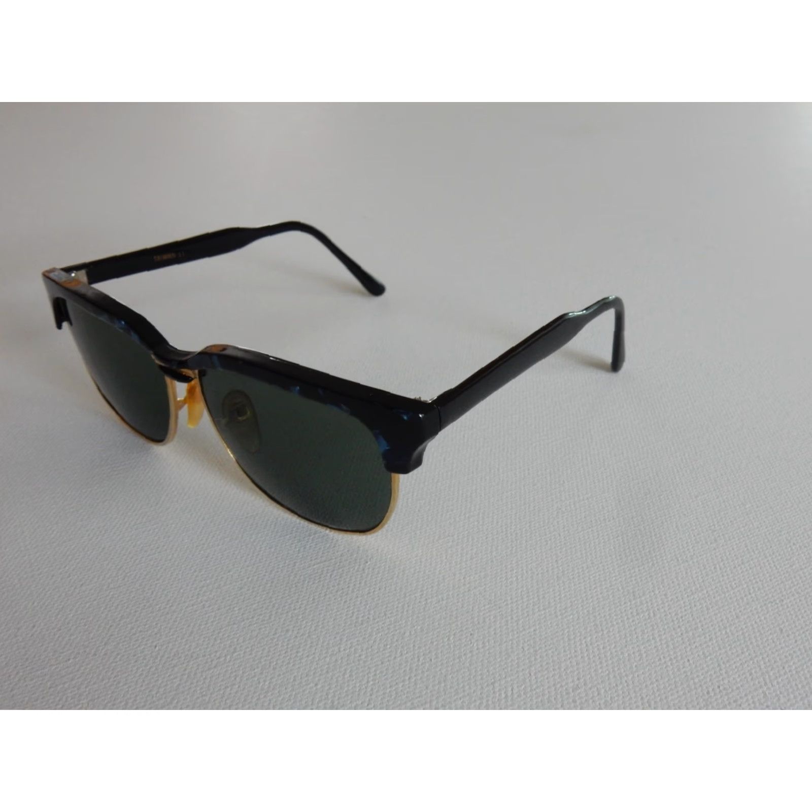 Vintage VINTAGE Unisex Adults Sunglasses Black-Blue-Gold 1980s Taiwan Made Size ONE SIZE - 2 Thumbnail
