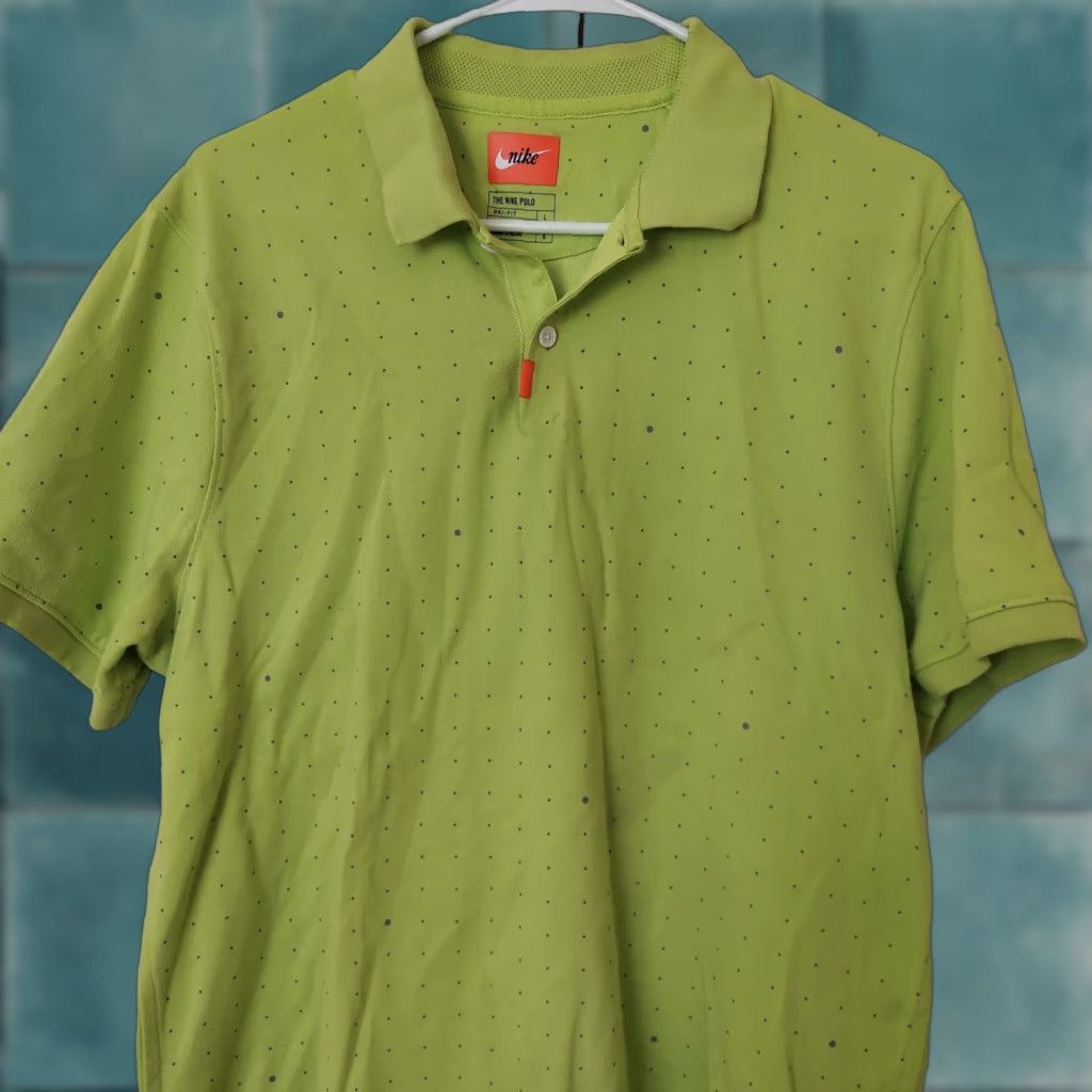 Nike Nike Polo Golf Shirt Men L Green Polo Shirt Nike Golf Shirt Mens L Green Size US L / EU 52-54 / 3 - 1 Thumbnail