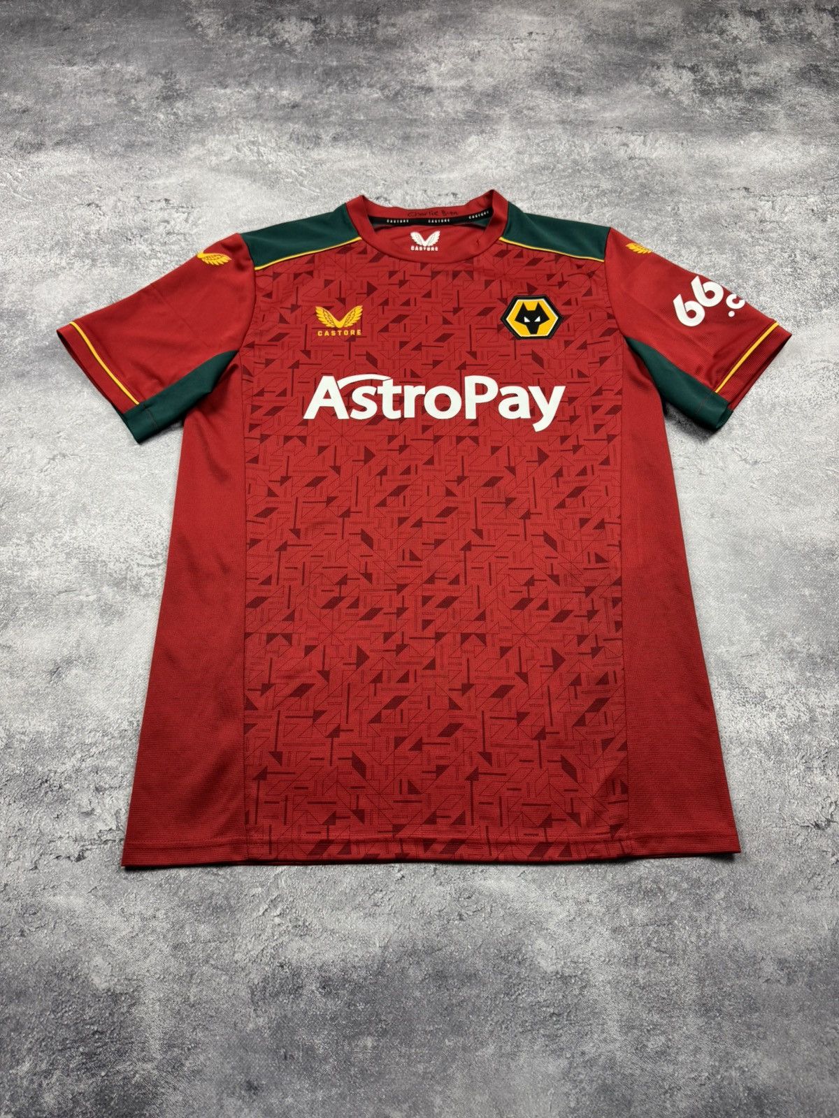 Castore 2023/2024 Castore Wolves Wolverhampton Wanderers Jersey Tee Size US M / EU 48-50 / 2 - 4 Thumbnail
