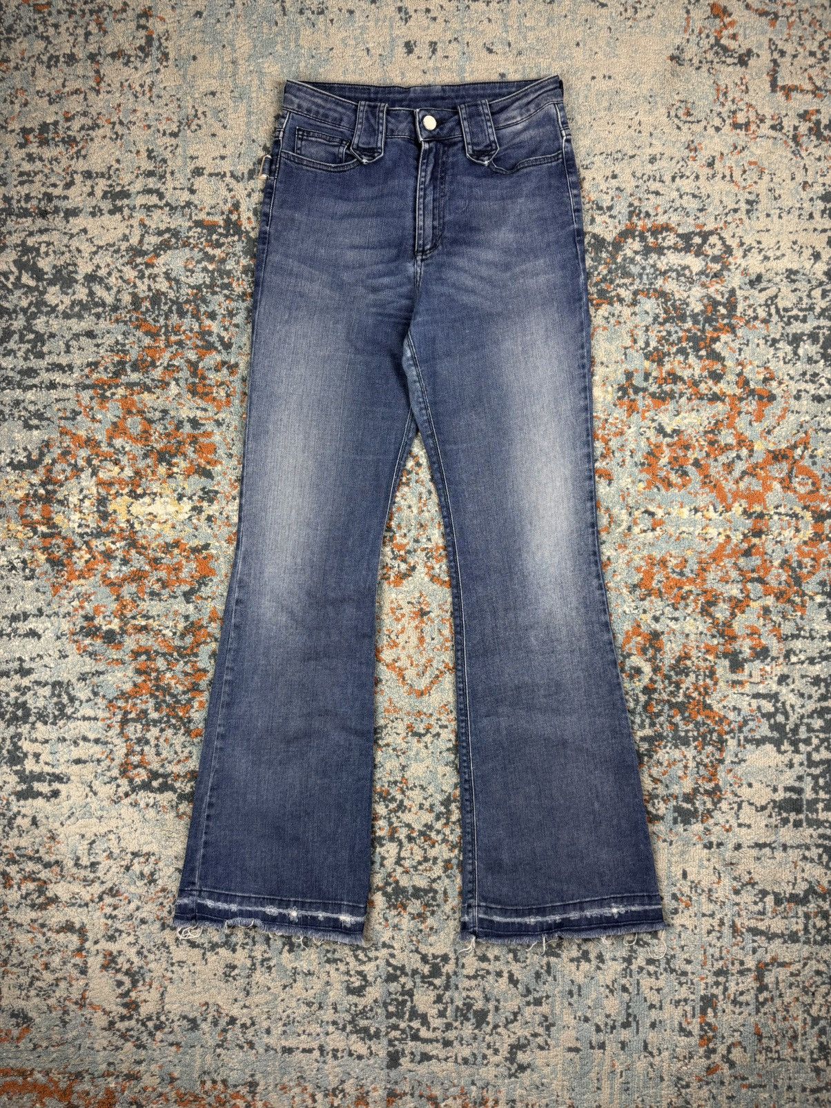 Zadig & Voltaire Vintage Y2K Zadig & Volaire flared denim slim fit hedi style Size US 27 - 1 Thumbnail