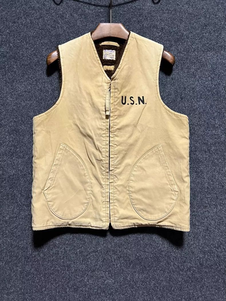 The Real McCoy's The Real McCoys N1 Vest with U.S.N. Logo- DMC Size US M / EU 48-50 / 2 - 1 Thumbnail