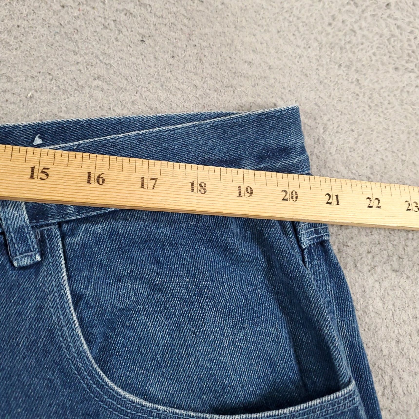 Express VINTAGE BROOKLYN XPRESS Jorts Denim Shorts 42 Mens Distressed 5-Pocket Bermuda Blue Socks? Size US 42 / EU 58 - 4 Thumbnail