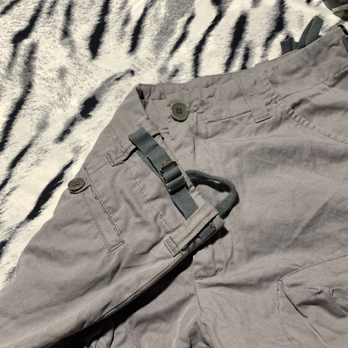 Helmut Lang Helmut Lang Vintage Cargo 3D Shorts Italy Size 46/S Military Size US 30 / EU 46 - 3 Thumbnail