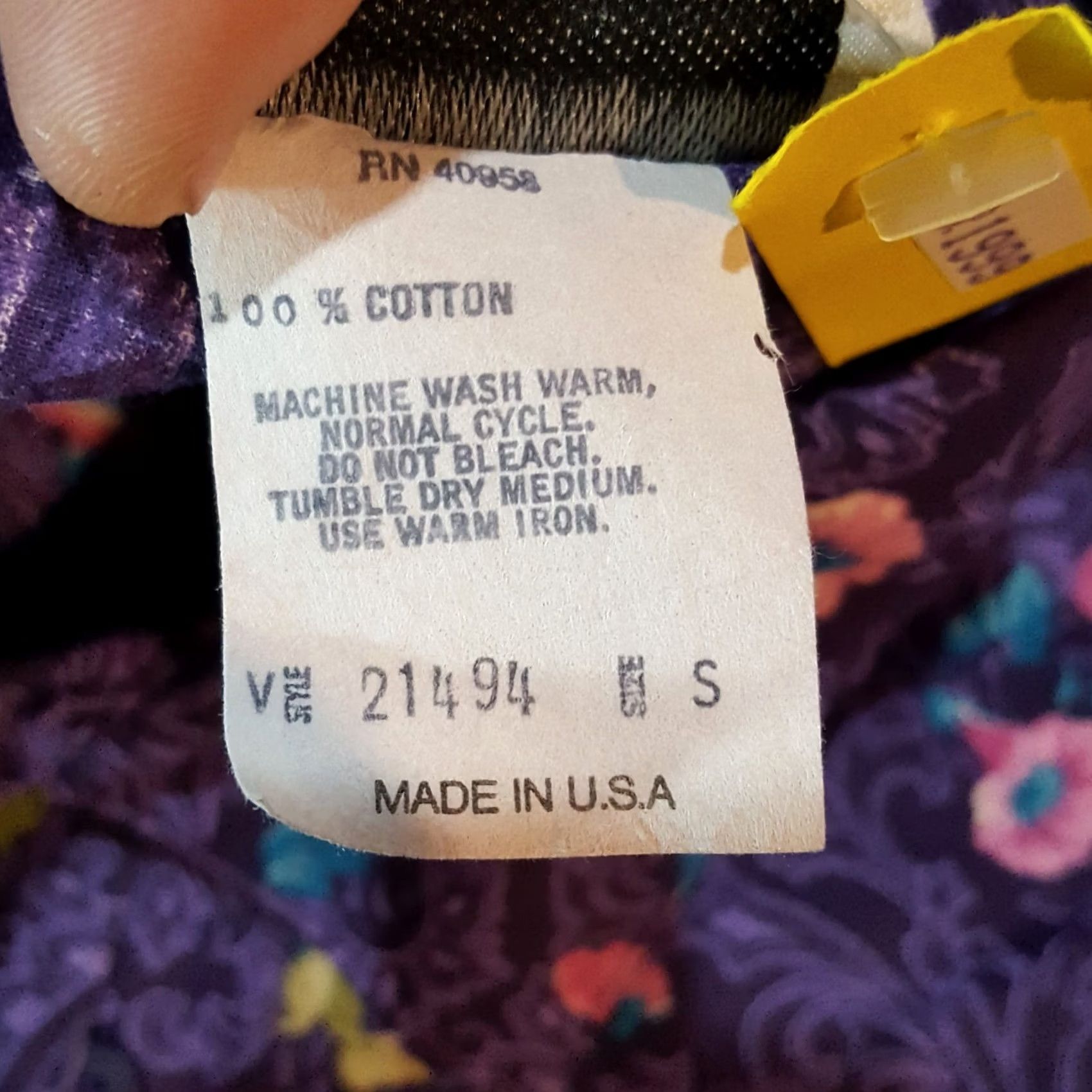Vintage VINTAGE Casey & Max Purple Flower Collared Tennis Button Up Dress Shirt Womens Size S Floral Shirt Size S / US 4 / IT 40 - 6 Thumbnail