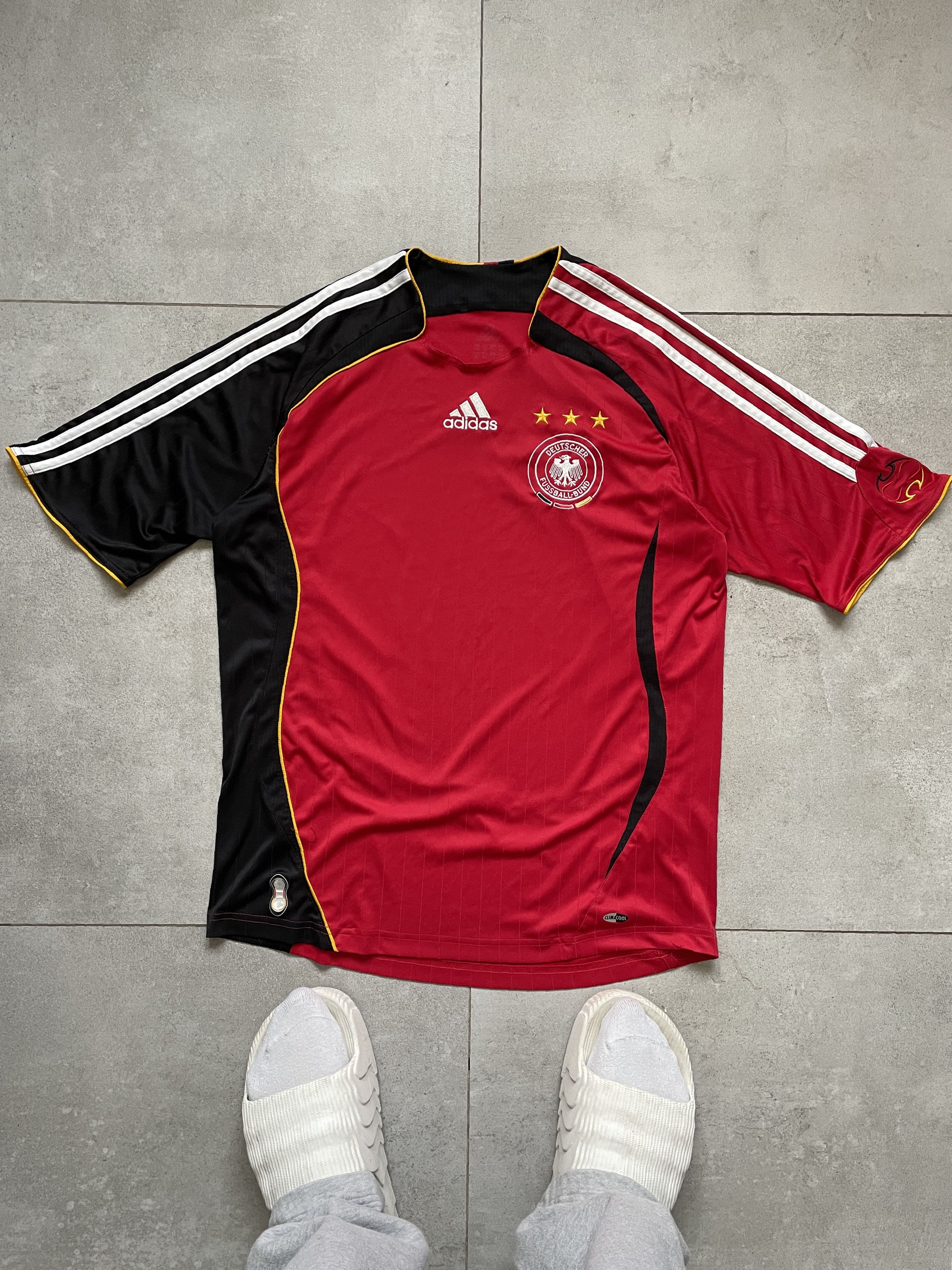 Adidas ADIDAS GERMANY RED BLACK SOCCER JERSEY 2006 BLOKE JERSEY Size US M / EU 48-50 / 2 - 1 Thumbnail