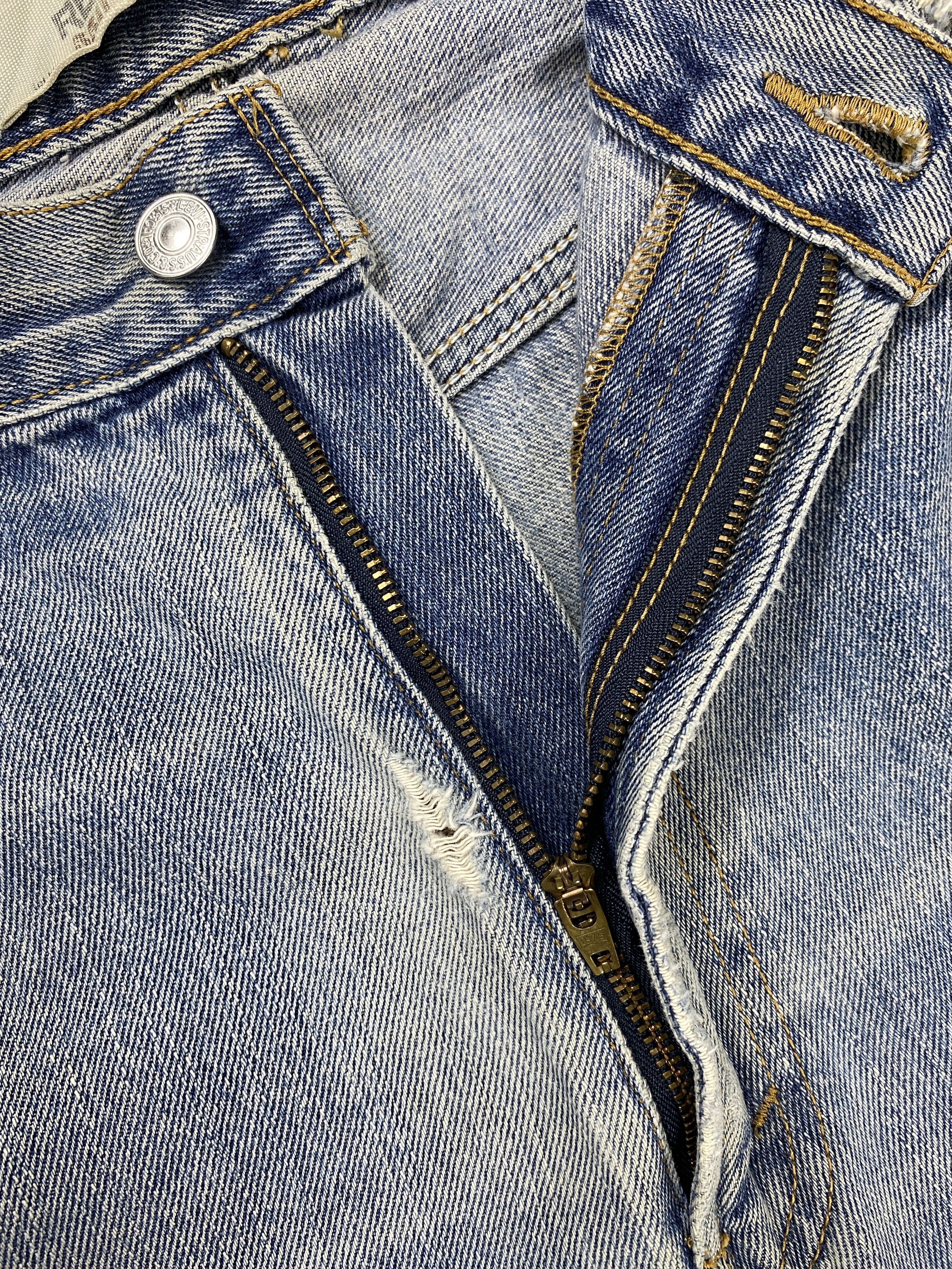 Levi's Distressed Blue Vintage Levi's 550 38x31 Denim -JN2172 Size US 38 / EU 54 - 6 Thumbnail