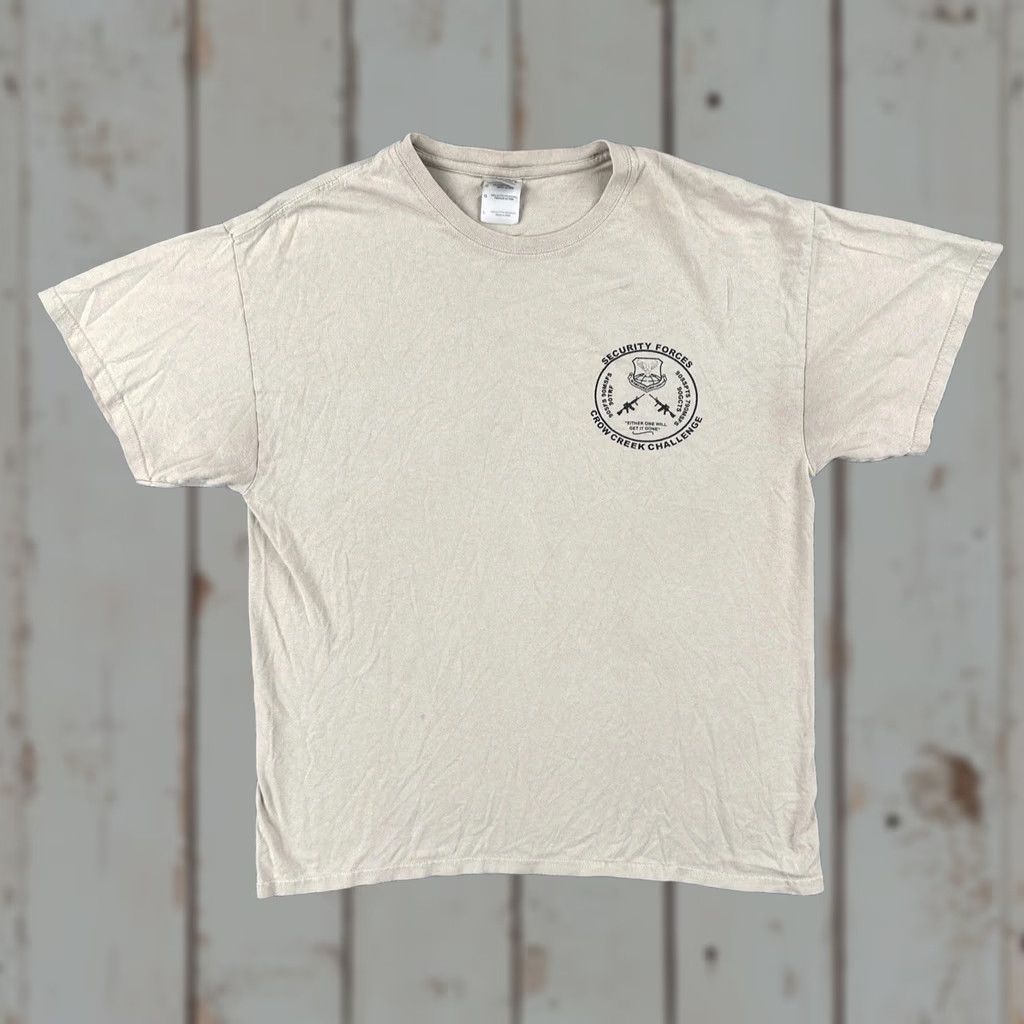 Gildan VINTAGE GILDAN T-Shirt Beige Short Sleeve Crew Neck Mens L Classic USA Military Crow Creek Challenge Cadre Size US L / EU 52-54 / 3 - 1 Thumbnail