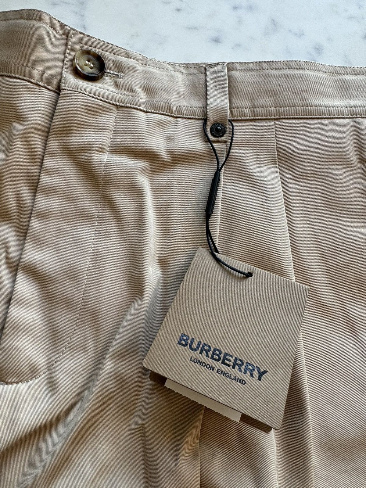Burberry Burberry shorts Size US 32 / EU 48 - 2 Thumbnail