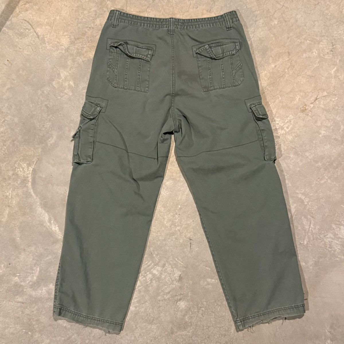 Vintage Vintage 2000s Faded Distressed Baggy Cargo Pants ERD Grunge Size US 37 - 7 Thumbnail