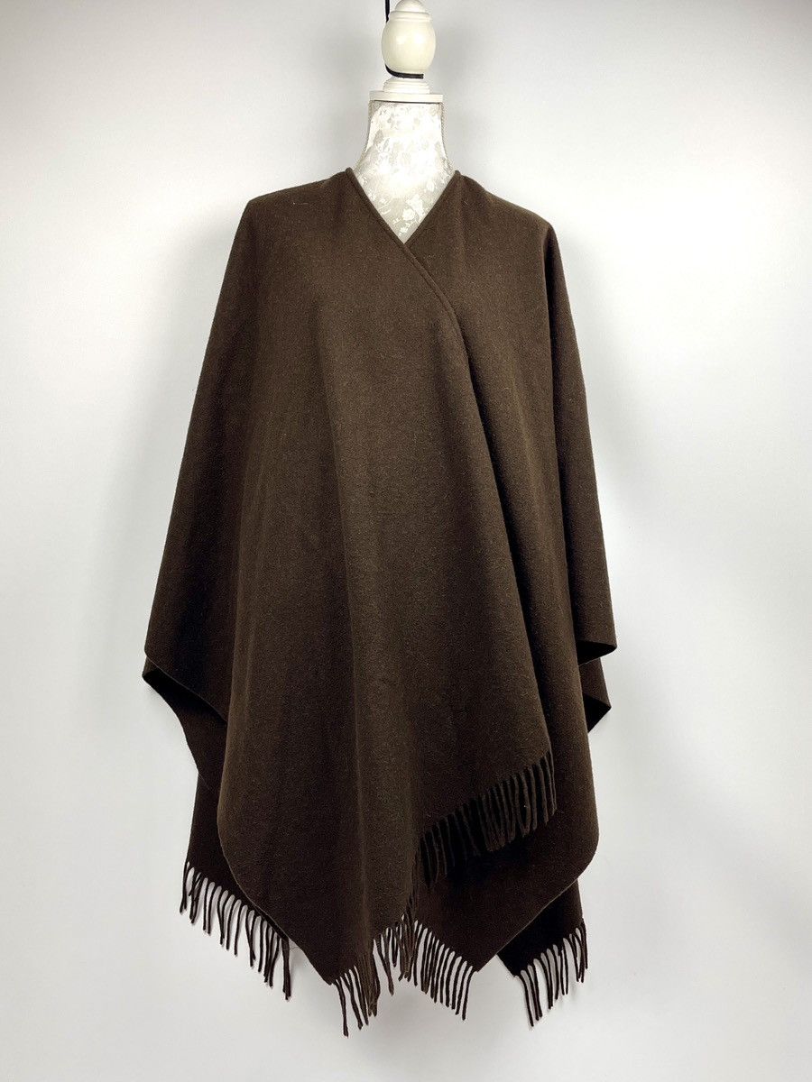 Johnstons Of Elgin Johnstons Of Elgin Lambswool Brown Fringe Shawl Cape Size ONE SIZE - 1 Thumbnail