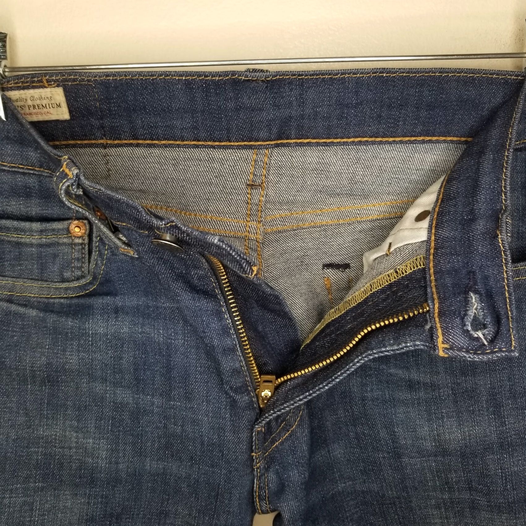 Levi's VINTAGE? No. Levi's 511 Men Jeans Straight Blue Size 30x30 Adult 30 Blue Levi's 511 Straight Jeans Mens 30x30 Size US 30 / EU 46 - 3 Thumbnail