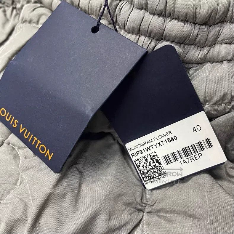 Louis Vuitton Louis Vuitton Gray patterned quilted elasticated waist str Size US 40 / EU 56 - 4 Thumbnail