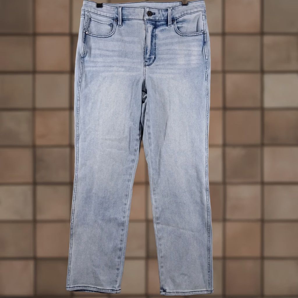 White House Black Market VINTAGE? No. White House Black Market The Straight High Rise Stretch Jeans 10 Blue EUC Size 24" / US 00 / IT 34 - 1 Thumbnail