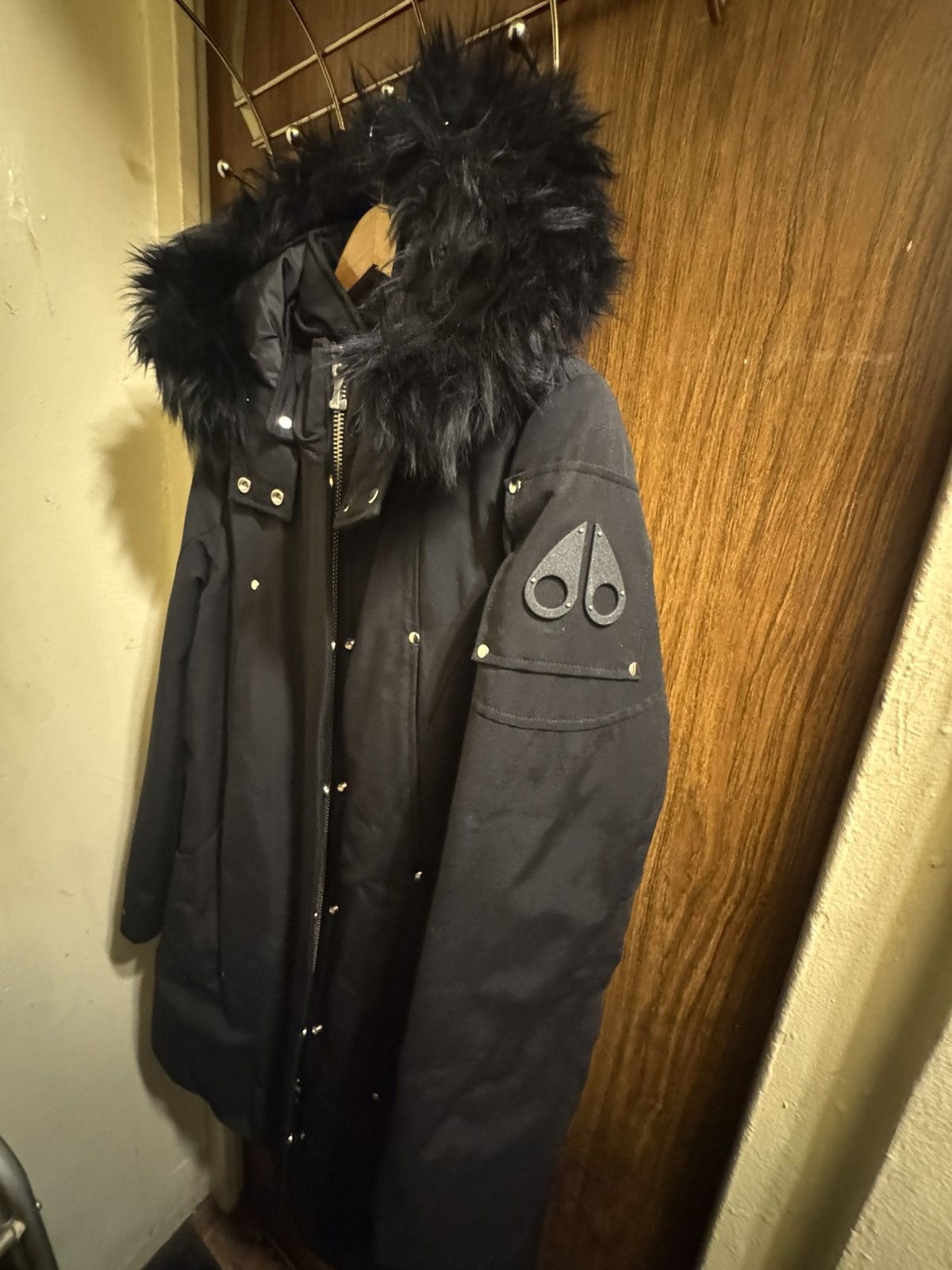 Moose Knuckles Moose Knuckles Women’s Shearling Parka Size L / US 10 / IT 46 - 2 Thumbnail