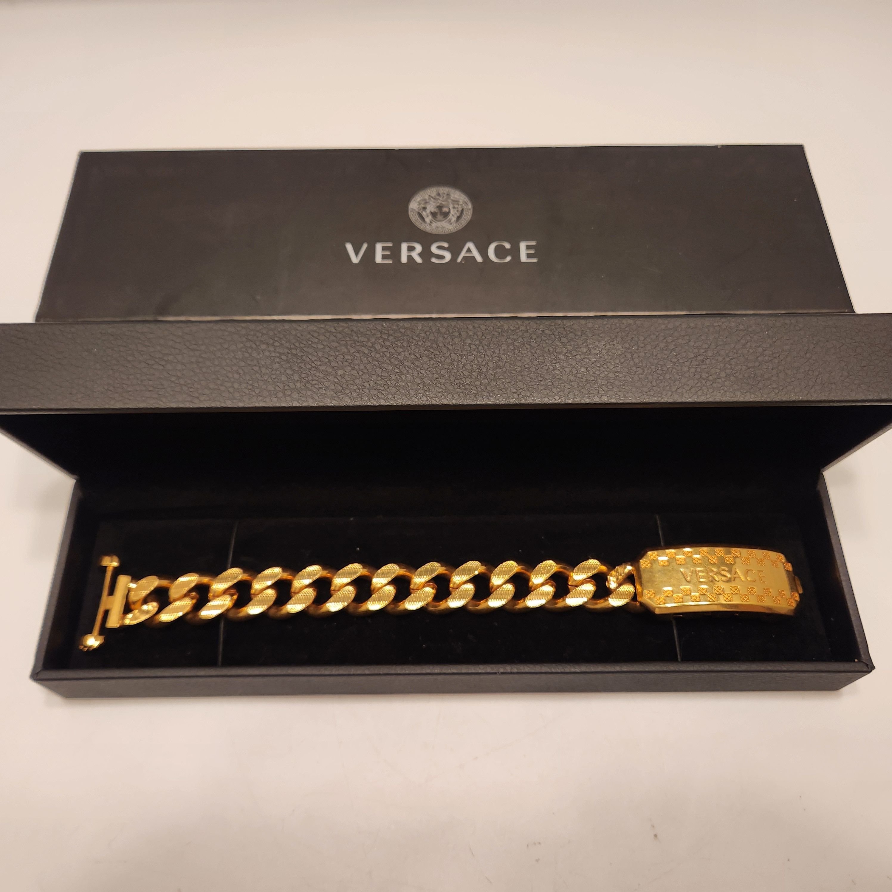 Versace Versace Gold Plated Medusa Chain Gold Medusa Bracelet Size ONE SIZE - 1 Thumbnail