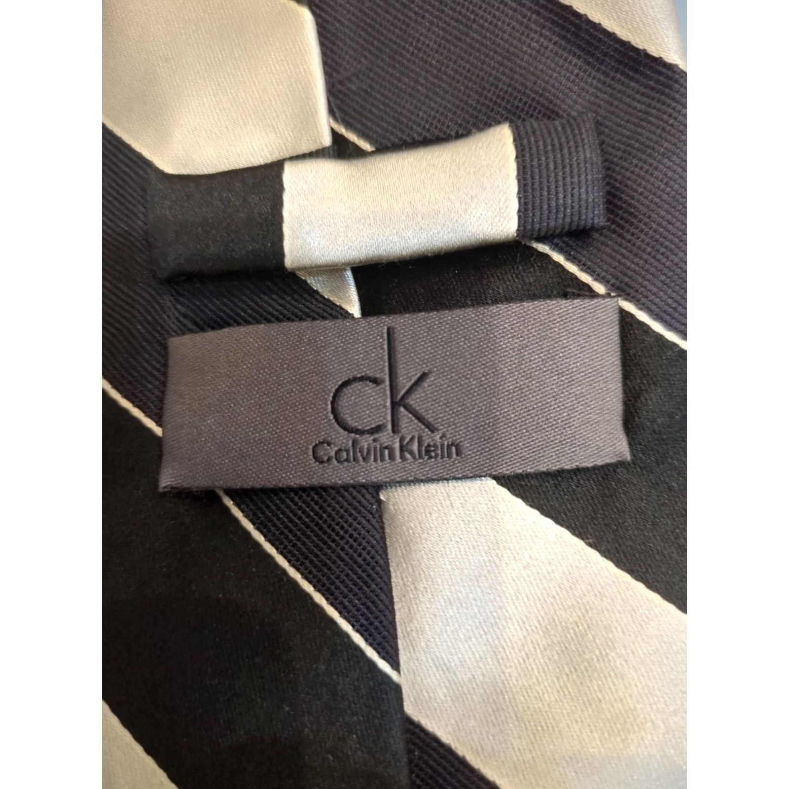 Calvin Klein VINTAGE Calvin Klein Men Tie Silk Striped Classic Formal Neckwear One Size Black 57-60" Adjustable Handmade 100% Silk Neck Tie Mens Size ONE SIZE - 3 Thumbnail
