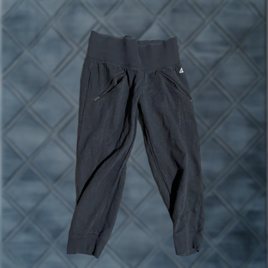 Adidas ADIDAS Activewear Pants Capri Women Size Small Black Stretch Waist 21in Inseam Capri Pants Athleisure Size 28" / US 6 / IT 42 - 1 Thumbnail