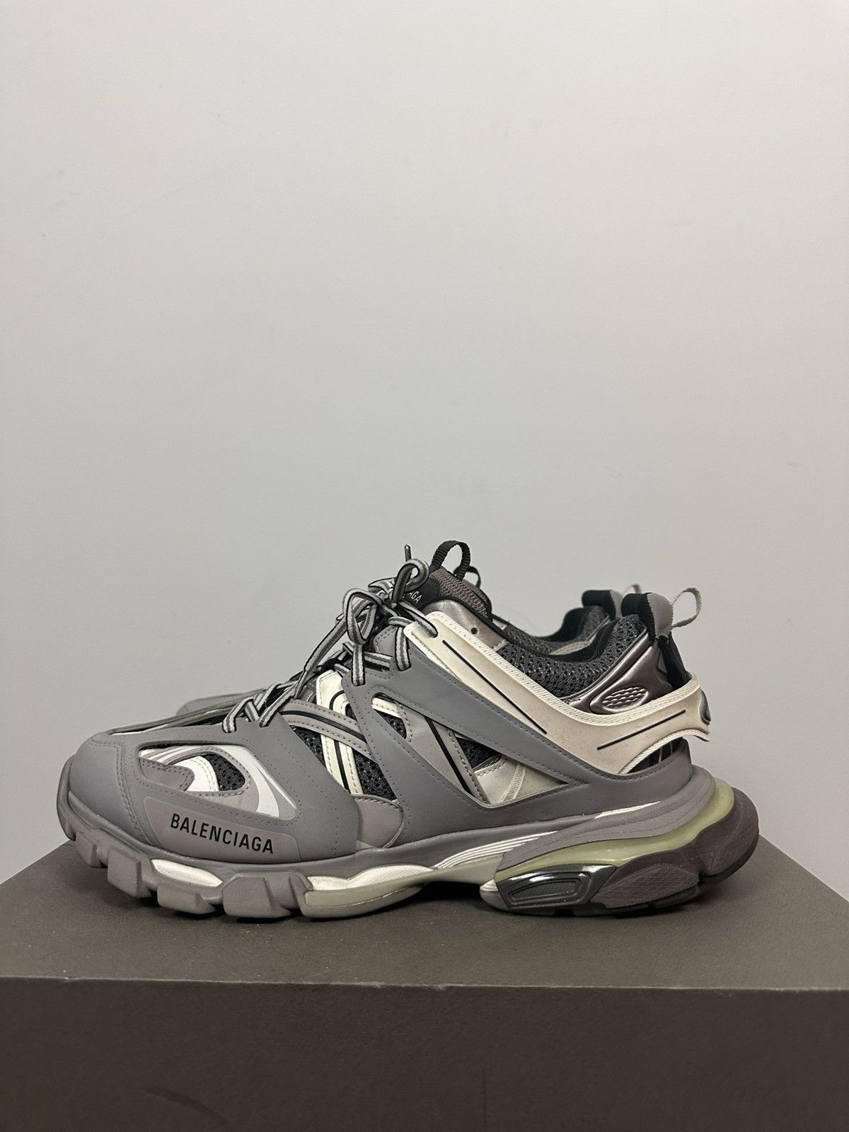 Balenciaga Track 2 Sneakers Size US 12 / EU 45 - 2 Thumbnail