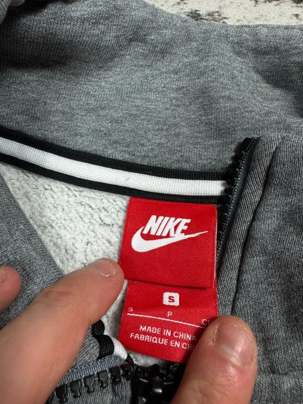 Nike Nike halfzip sweatshirt gray black S logo Size US S / EU 44-46 / 1 - 4 Thumbnail