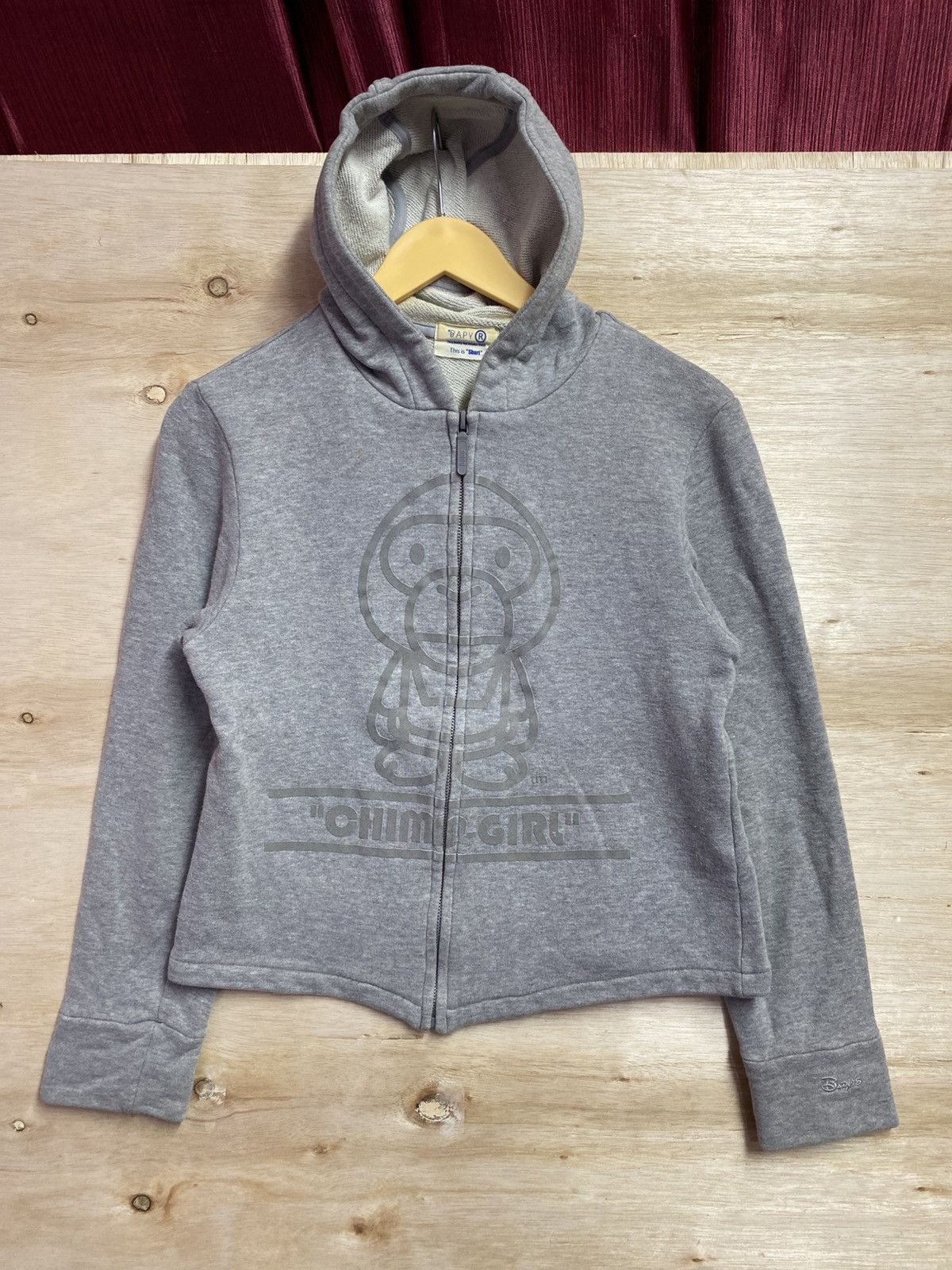 Bape A Bathing Ape (BAPE) full-zip hoodie featuring the "BAPE" Size US M / EU 48-50 / 2 - 13 Thumbnail