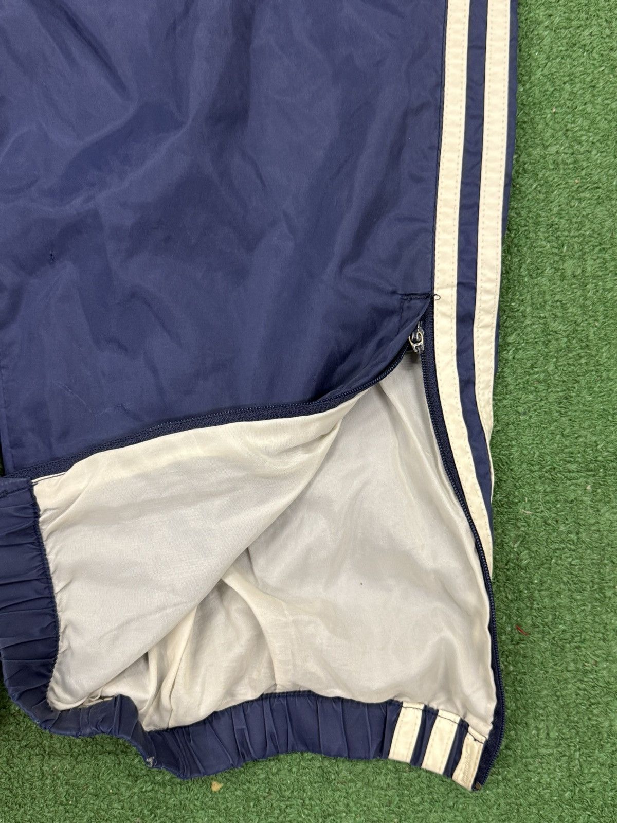 Adidas Vintage 90s Adidas 3 Stripe Track Pants Size US 32 / EU 48 - 2 Thumbnail