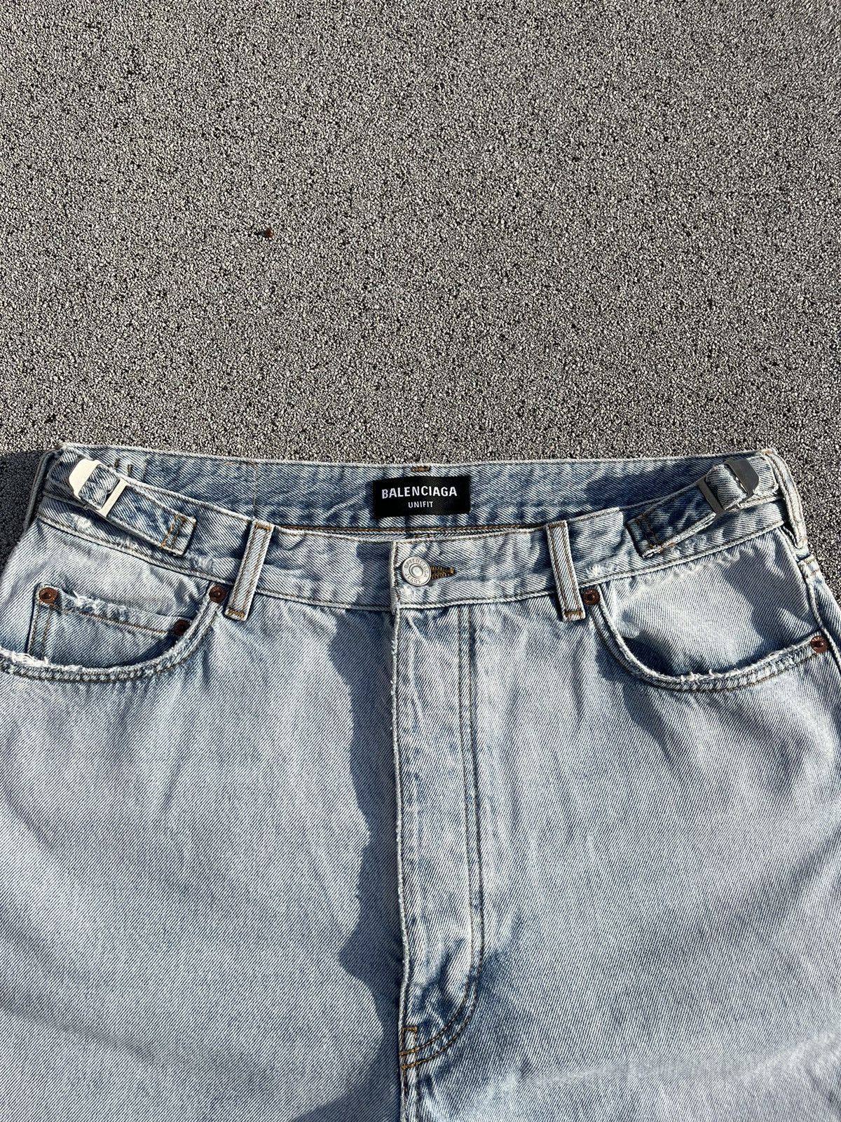 Balenciaga FW21 Balenciaga Light Wash Straight Leg Denim Size US 32 / EU 48 - 3 Thumbnail