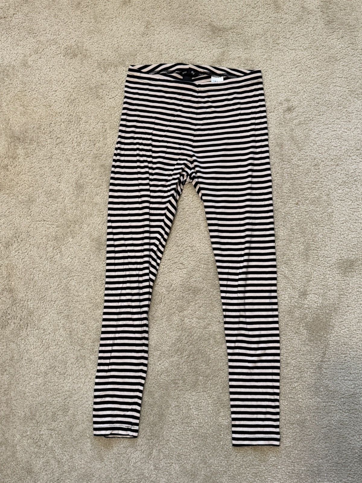 H&M H&M Black And White Women’s Leggings Size Medium Size 30" / US 8 / IT 44 - 1 Thumbnail