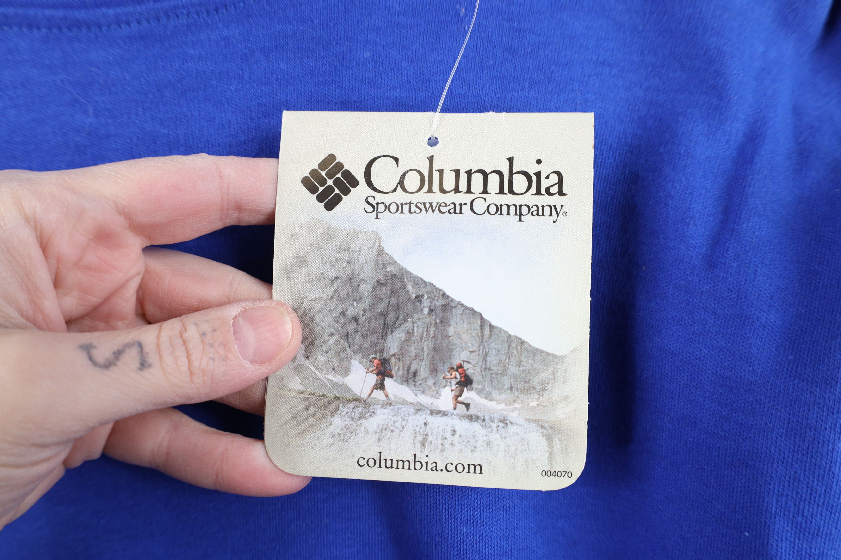 Columbia Deadstock Vintage 90s Columbia Long Sleeve T-Shirt Size US M / EU 48-50 / 2 - 4 Thumbnail
