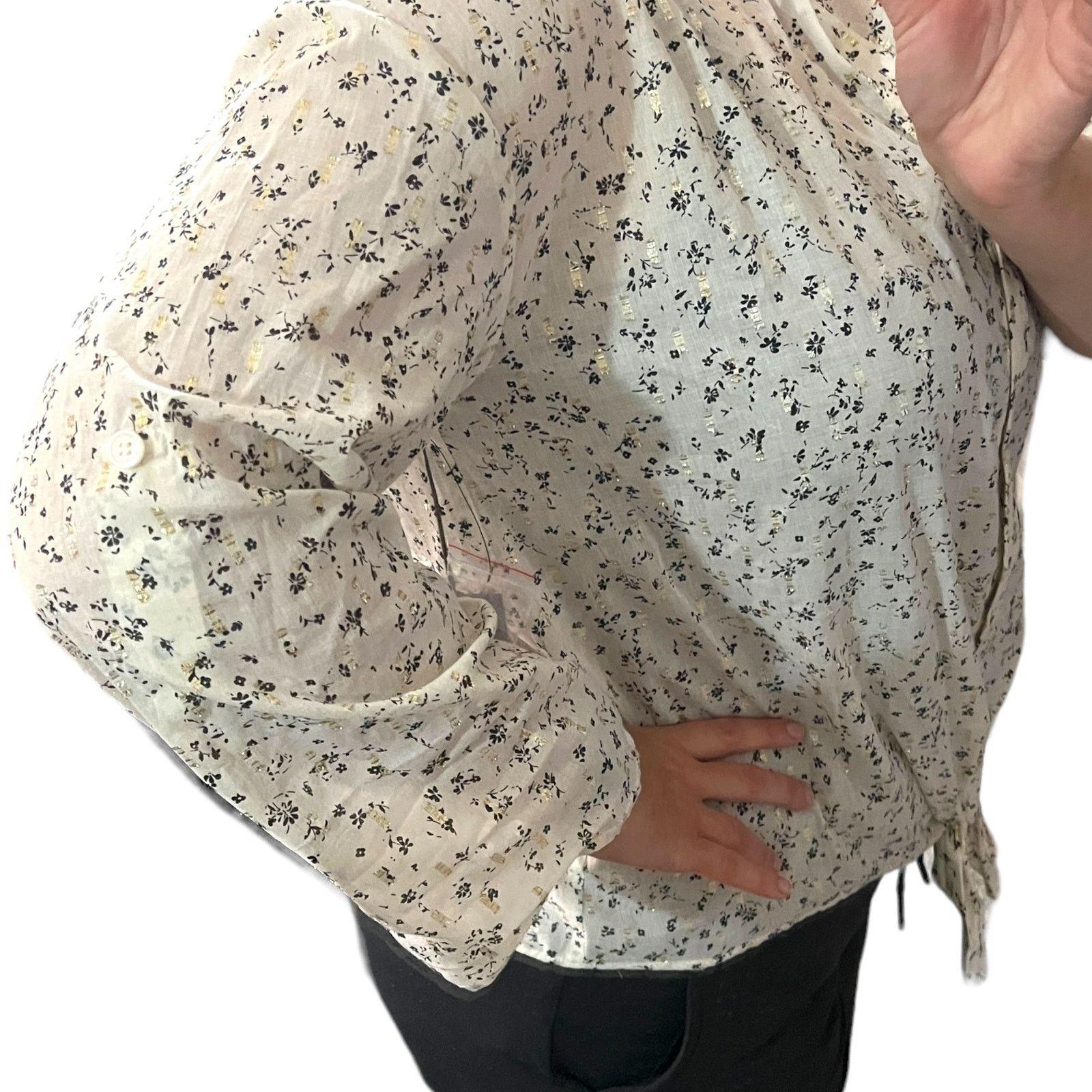 Vince Camuto Island Oasis Front Tie Roll Tab Sleeve Button Up Blouse Top Size S / US 4 / IT 40 - 11 Thumbnail