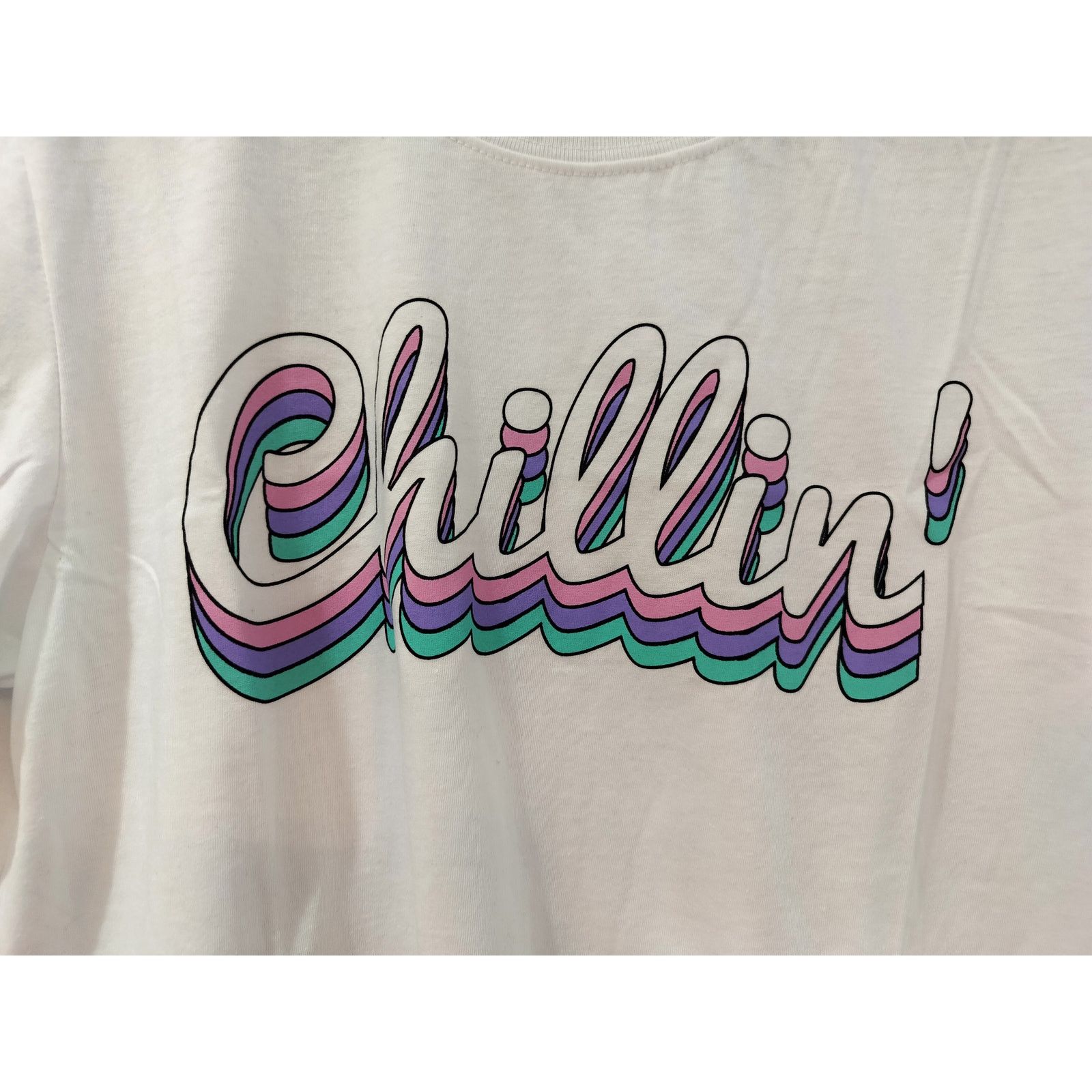 Other #Take That Juniors XL White Crop Tee “Chillin’” Graphic Size XL / US 12-14 / IT 48-50 - 2 Thumbnail