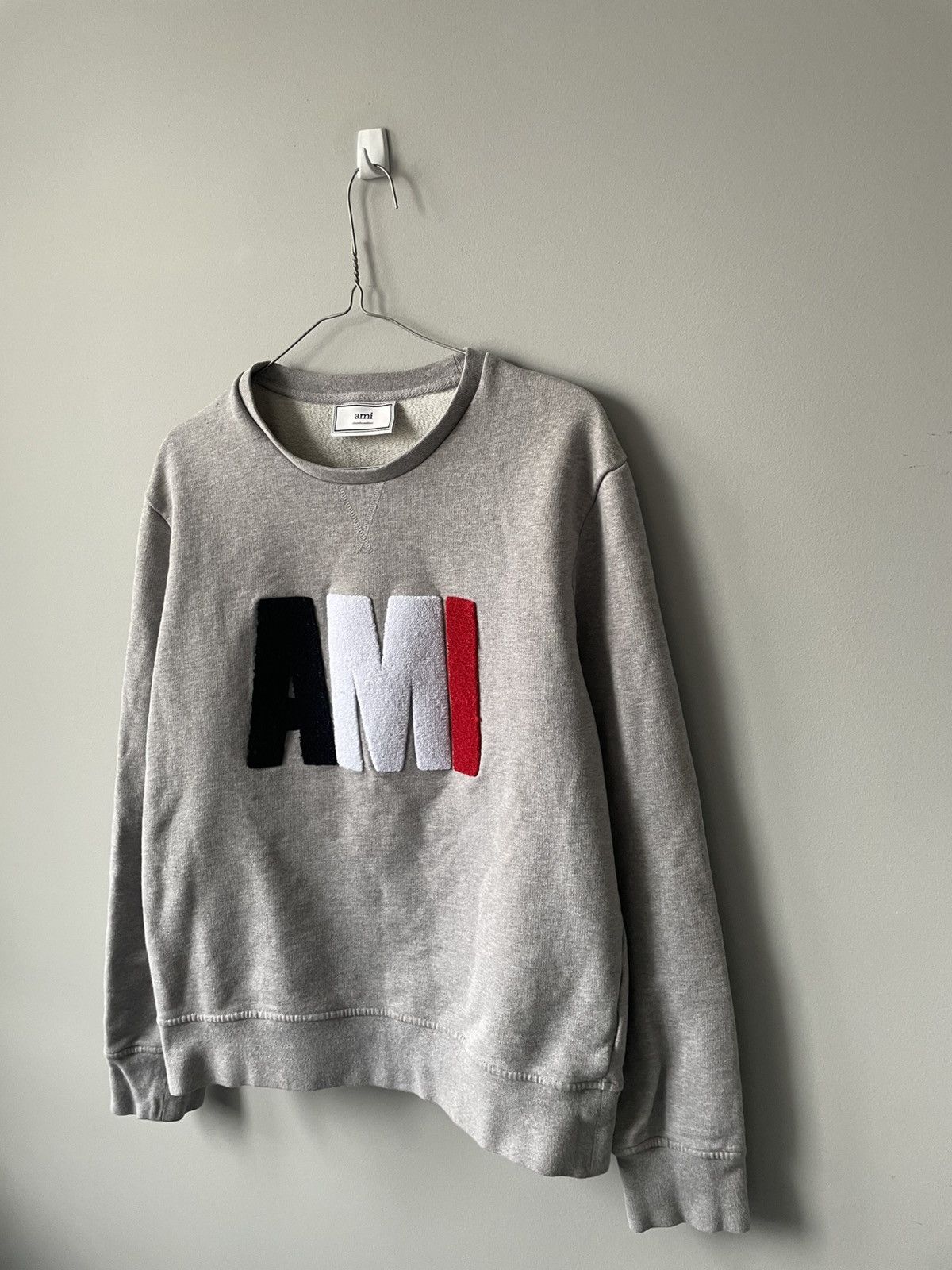 AMI AMI Alexandre Mattiussi Tricolor Bouclé Logo Sweatshirt Grey Size US L / EU 52-54 / 3 - 2 Thumbnail
