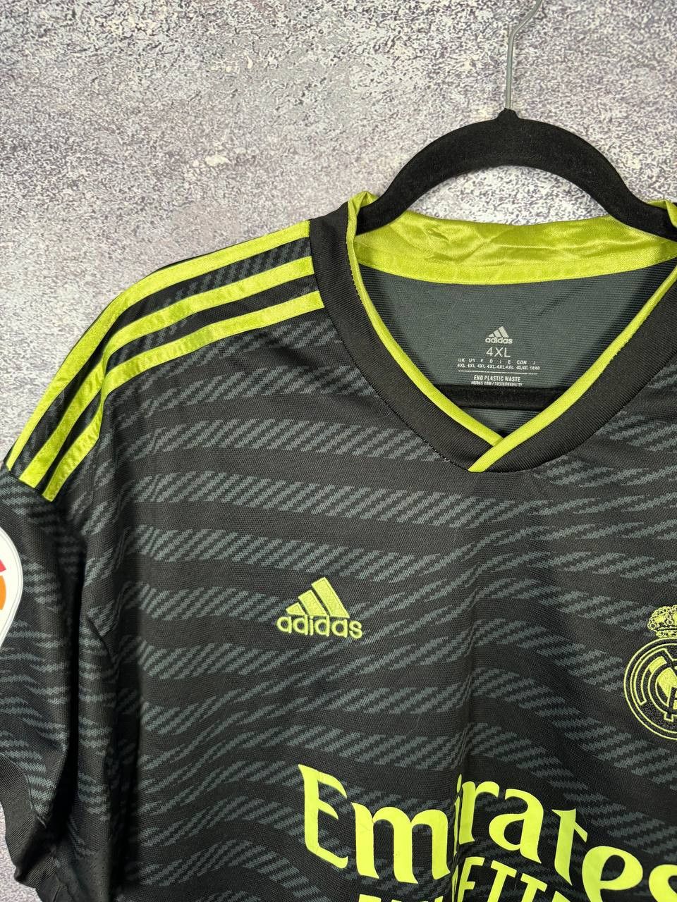Other Vintage Real Madrid 2022/23 Third Soccer Jersey 4XL Size US XXL / EU 58 / 5 - 5 Thumbnail